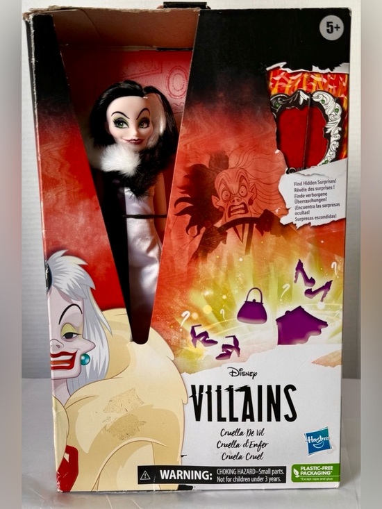 Disney Other - DISNEY - VILLAINS COLLECTION - CRUELLA DE VIL DOLL - NIB